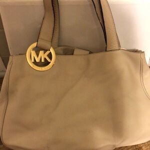 Beautiful Michael Kors pocketbook